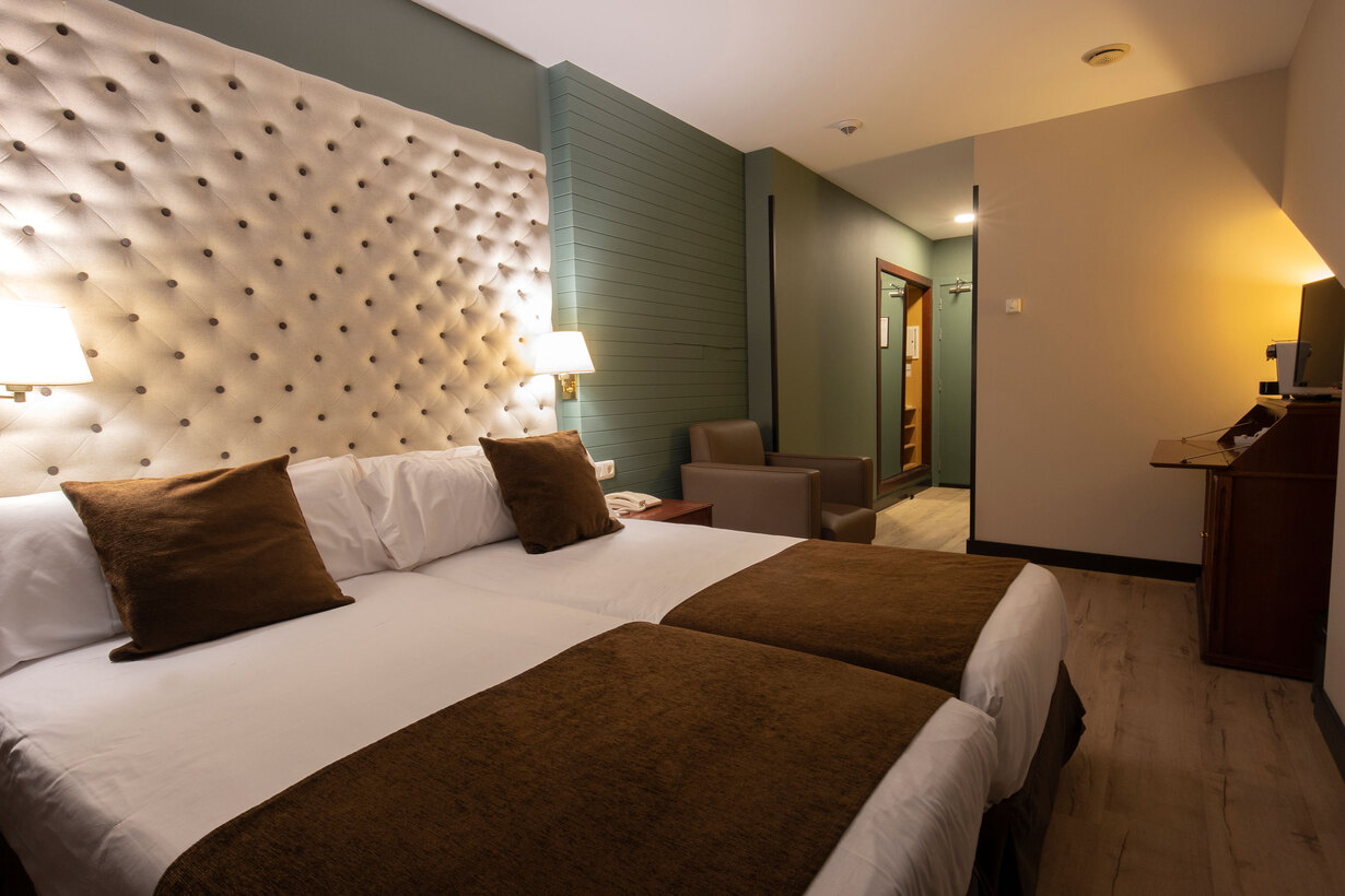 Hotel-Piolets-Soldeu-Centre-Double-Standard-02